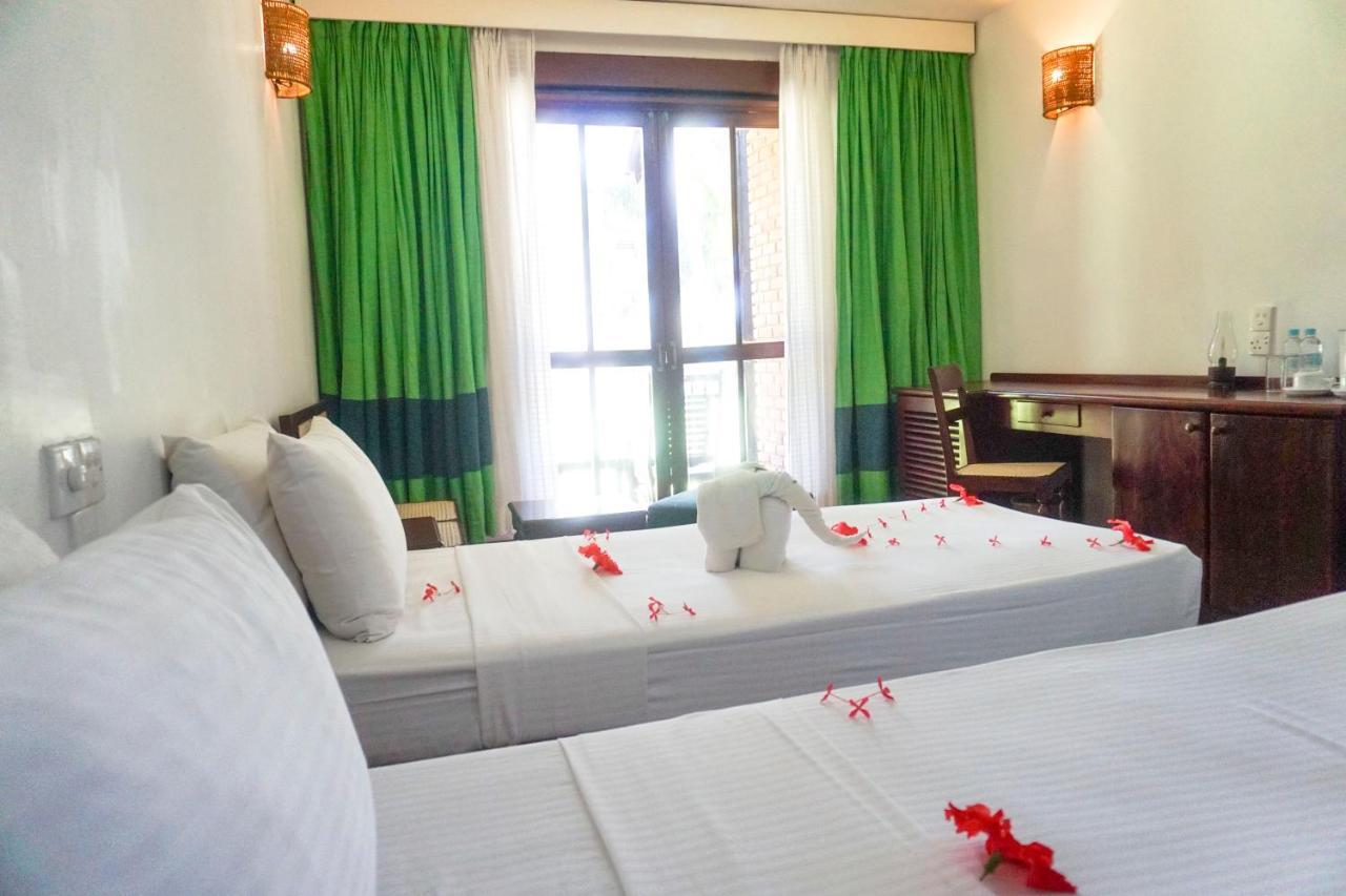 Club Bentota Hotel Luaran gambar